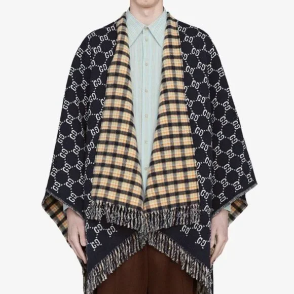 ジャケット GUCCI Reversible jumbo GG cashmere cape 774308_4GABX_1360_004_100_0000